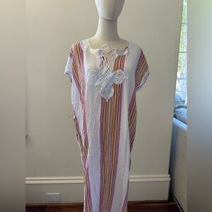 Multicolored Pool cover with white detailing